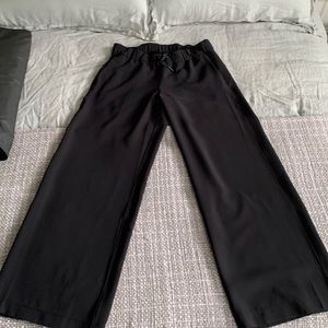 Lululemon black Wide leg drawstring pants excellent condition